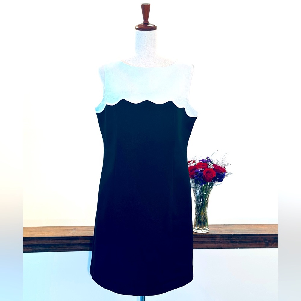 🌹Tahari Sheath Colorblock Dress w/Scalloped Detail, Black/White, Size 10